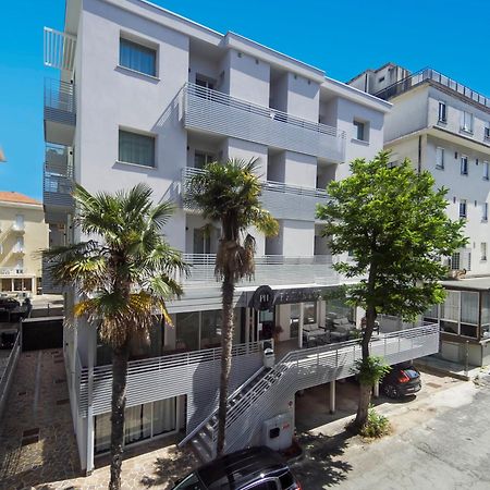 B&B Primrose Residence Hotel Rimini Exterior foto