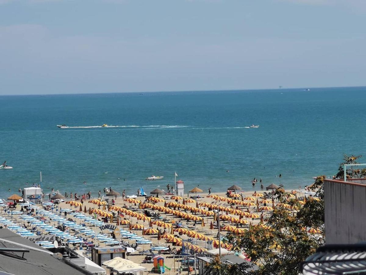 B&B Primrose Residence Hotel Rimini Exterior foto