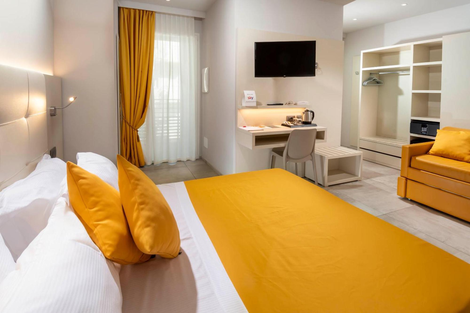 B&B Primrose Residence Hotel Rimini Exterior foto